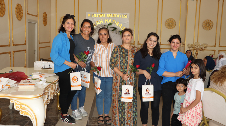 Kızıltepe Belediyesi Anneler Gününü Kutladı